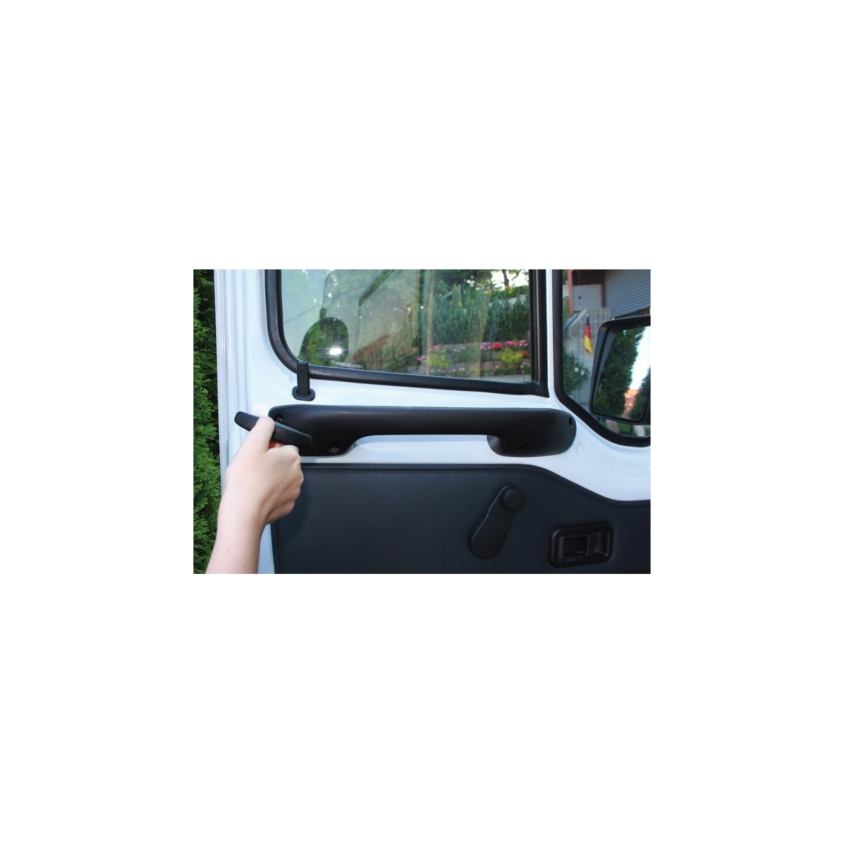 HEOSafe Sloten tegen diefstal voor de deuren van de stuurcabine