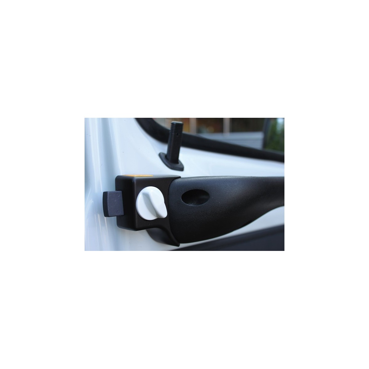 HEOSafe Sloten tegen diefstal voor de deuren van de stuurcabine