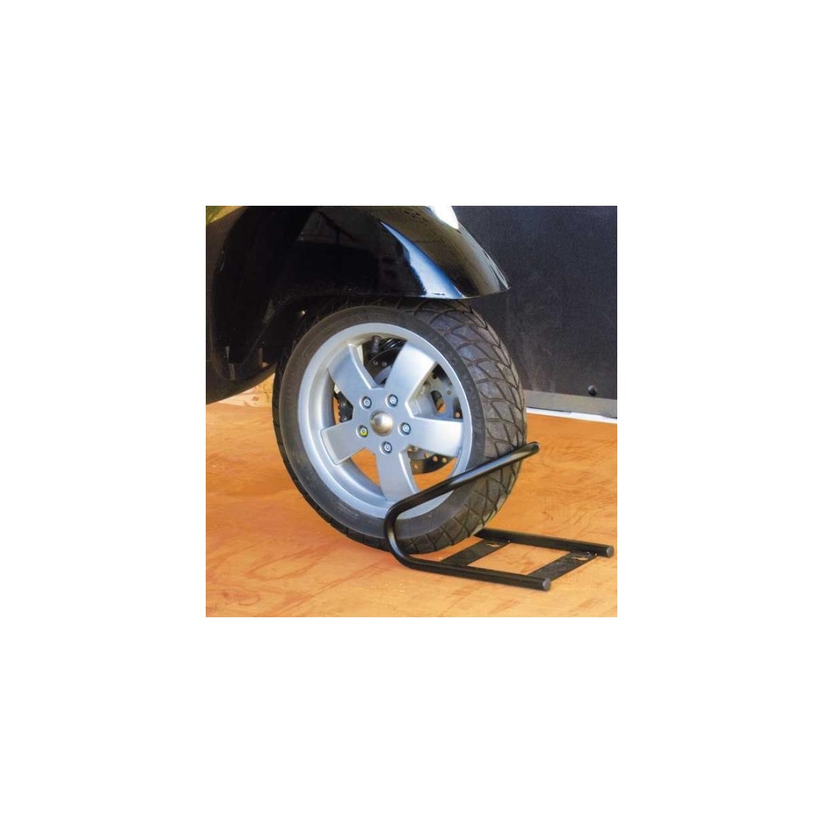 MotoWheel Chock Front of Rear