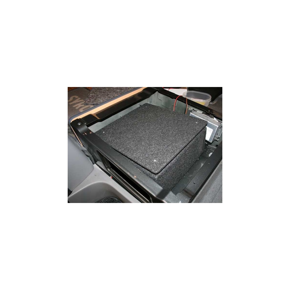 JEHNERT-subwoofer voor Mercedes Sprinter W907/910